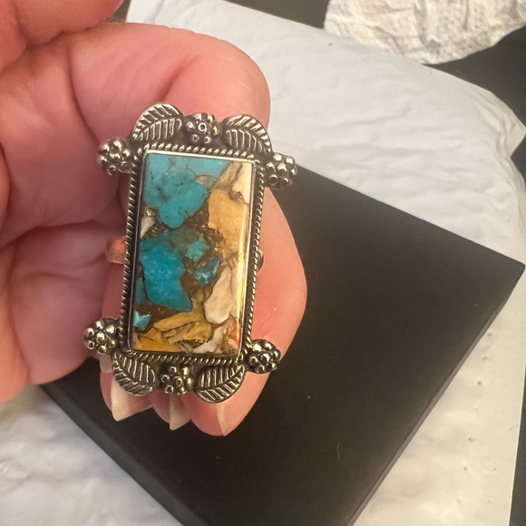 Oyster Turquoise Sterling Silver Ring - Picture 2 of 6